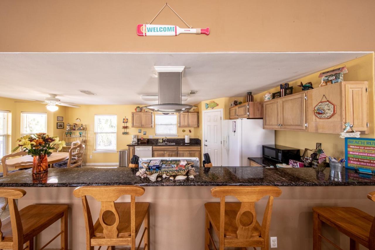 Entertain&Relax at our Beach Home - Pet Friendly Galveston Exterior foto