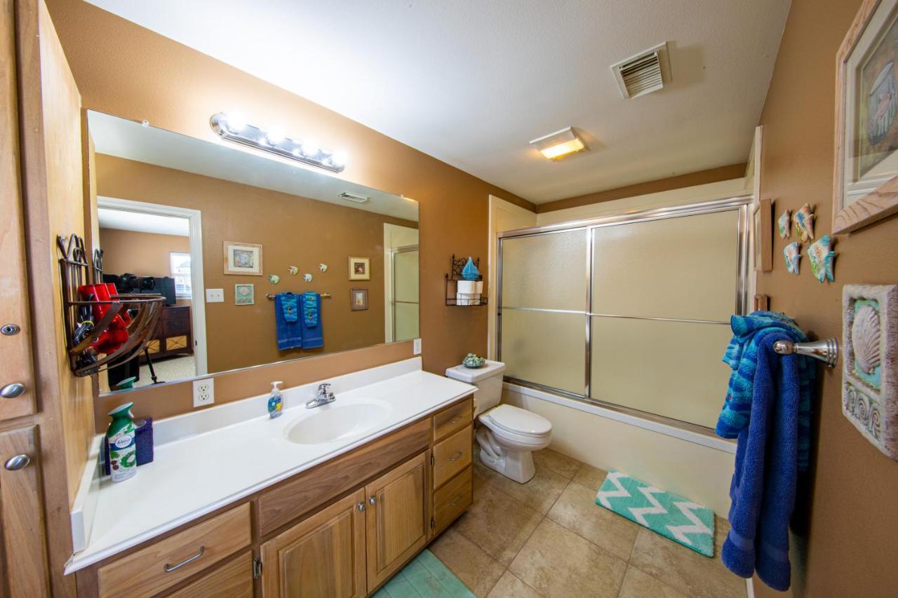 Entertain&Relax at our Beach Home - Pet Friendly Galveston Exterior foto